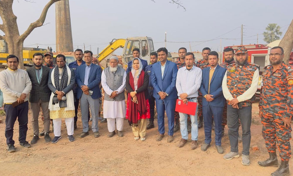 সিরাজগঞ্জে অবৈধ ৬ ইটভাটা মালিককে ১১ লাখ টাকা জরিমানা